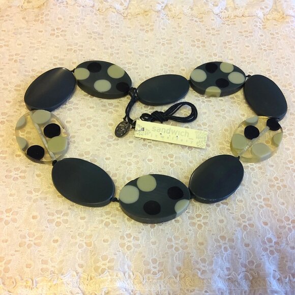 Vintage NEW sandwich jewellery Gray Black White Oval Beads VTG Art Deco Necklace - Picture 4 of 7